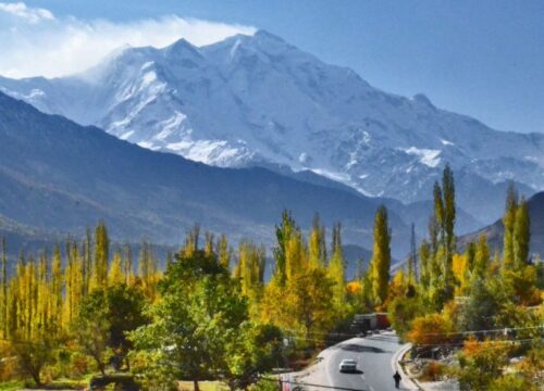 5 Days Tour to Hunza, Naltar & Naran Valley